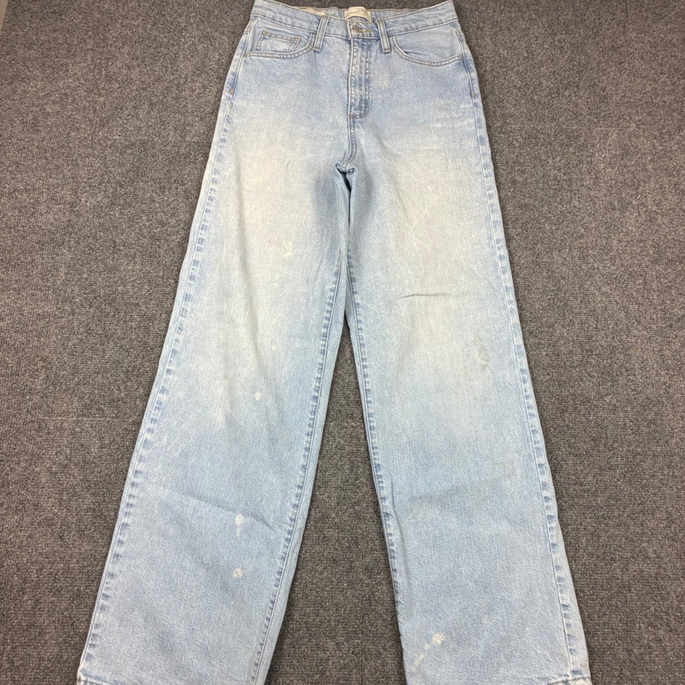 Universal Thread High Rise Wide Leg Jeans Light Wash Blue Denim Womens Size 4
